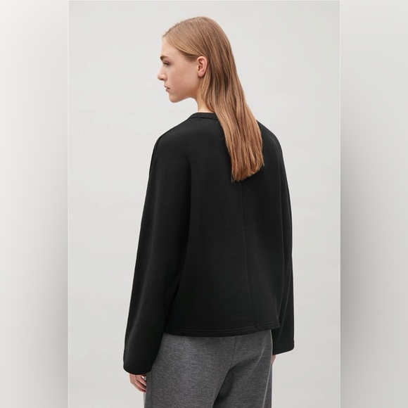 COS wide-sleeved sweatshirt - Picture 3 of 12